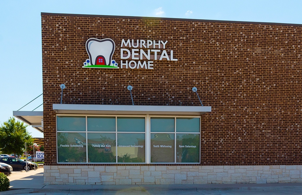 Outside view of Murphy Dental Home office building